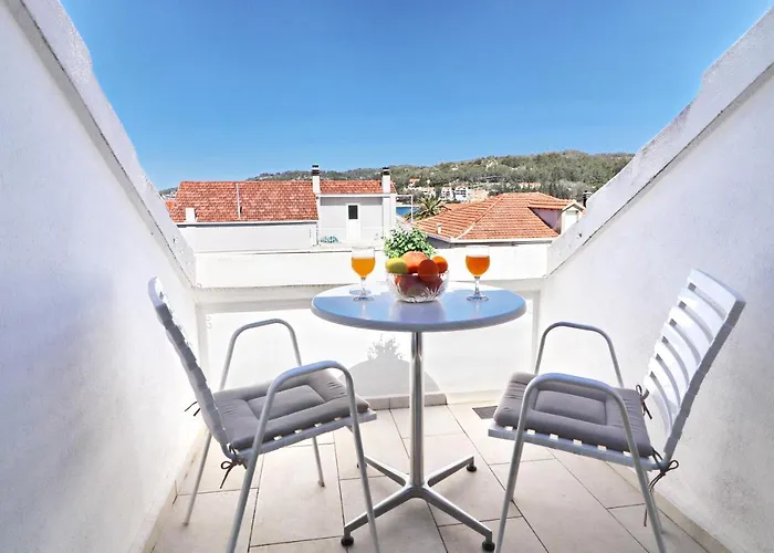 By The Sea Vela Luka, Korcula - 4449 דירה וולה לוקה